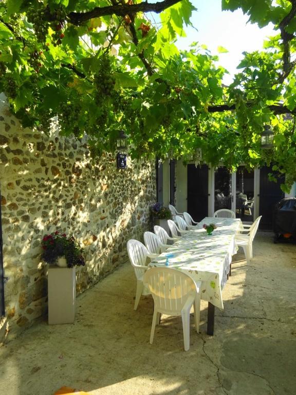 Les Chardons Hotel Chenaud Buitenkant foto